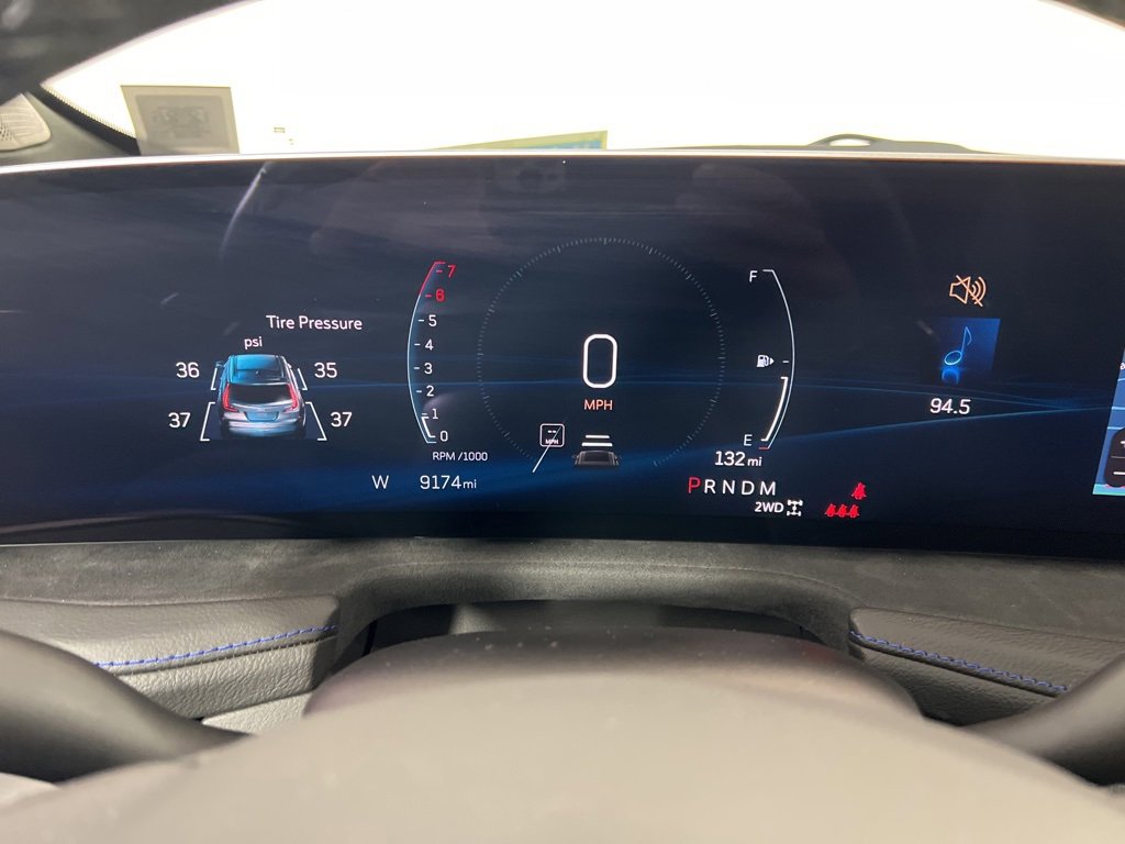 Used 2025 Cadillac XT4 Sport w/ Cold Weather Package image 19