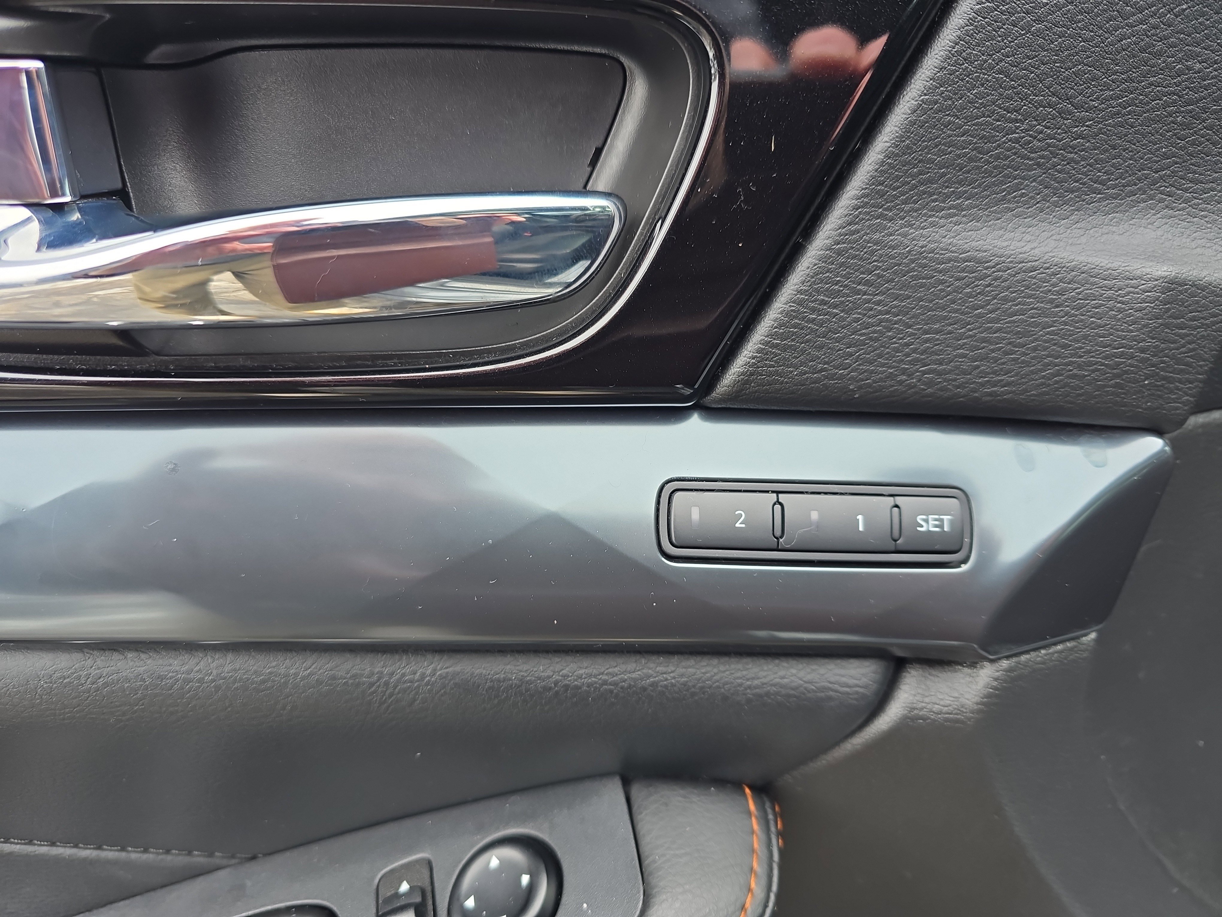 Used 2020 Nissan Maxima SR w/ Sport Mat Group image 18