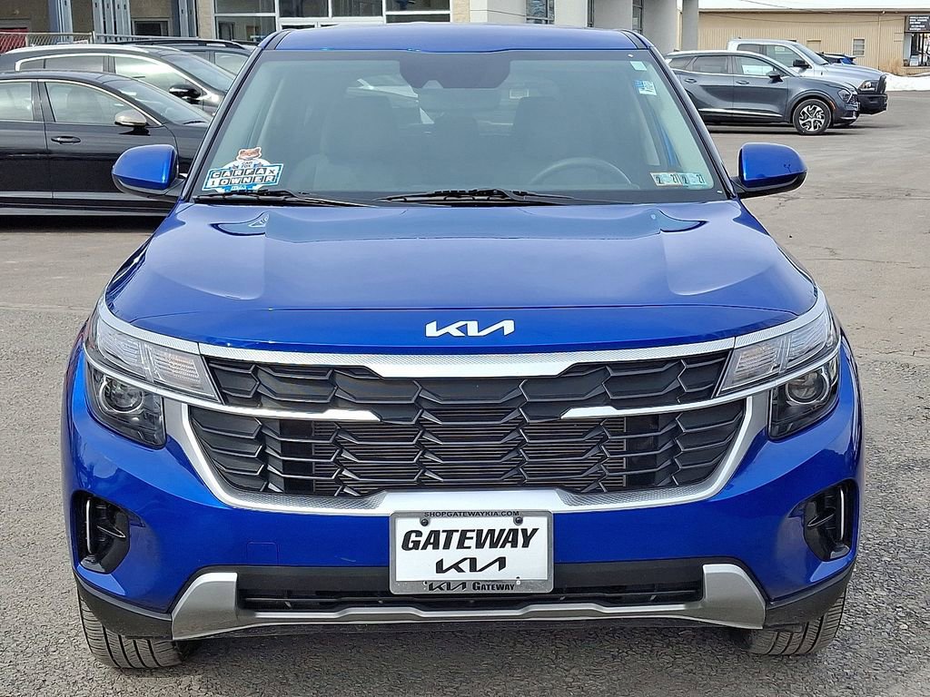 Certified 2024 Kia Seltos LX image 3