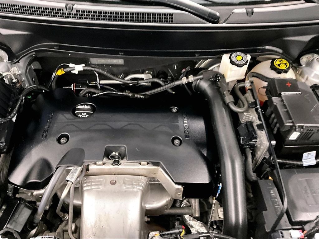 Used 2020 GMC Terrain SLT w/ Preferred Package AWD/4WD image 32