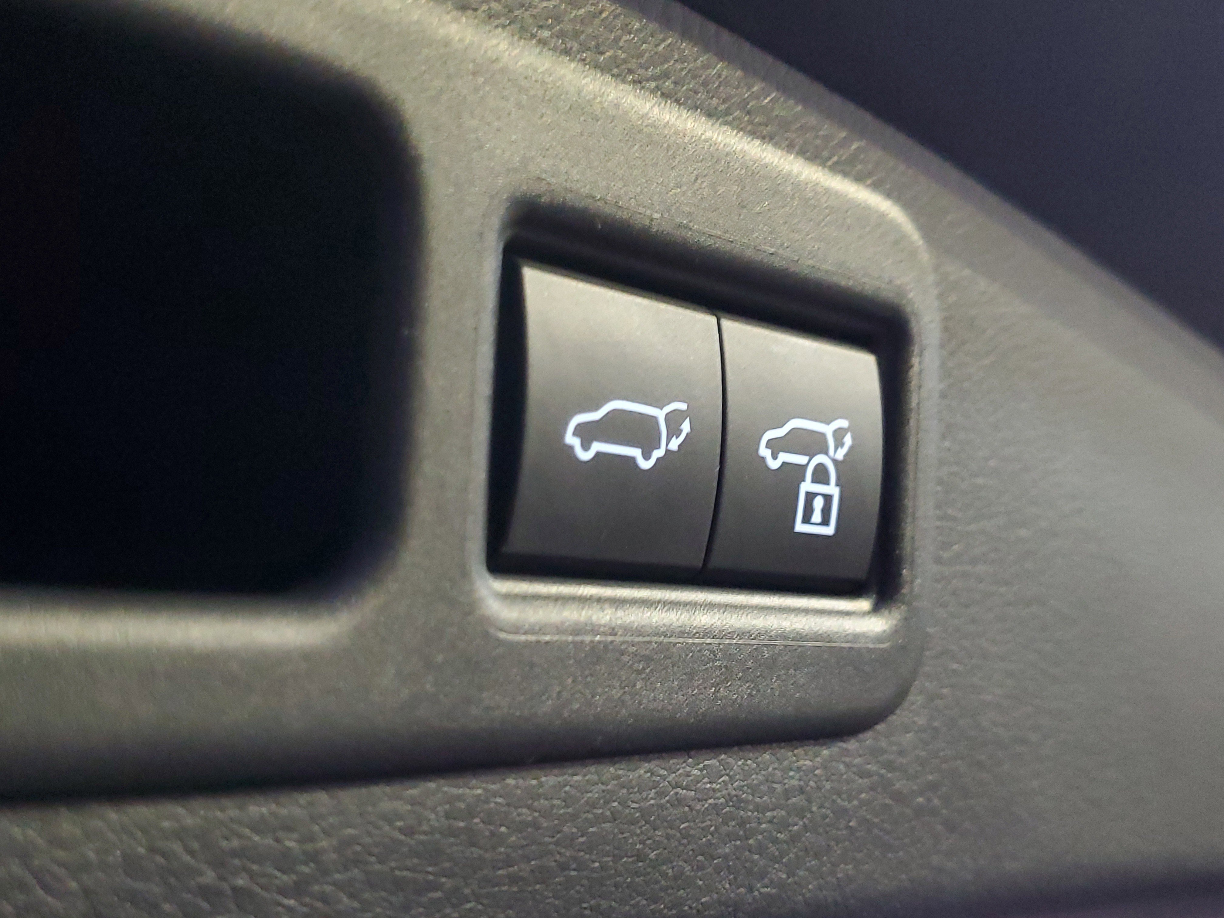 Used 2023 Lexus RX 350 Premium w/ Cold Area Package image 9