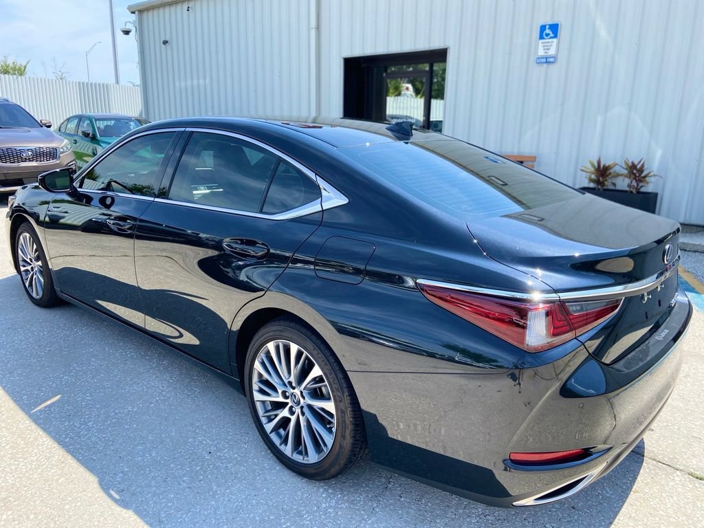 Used 2021 Lexus ES 350 w/ Premium Package FWD image 3