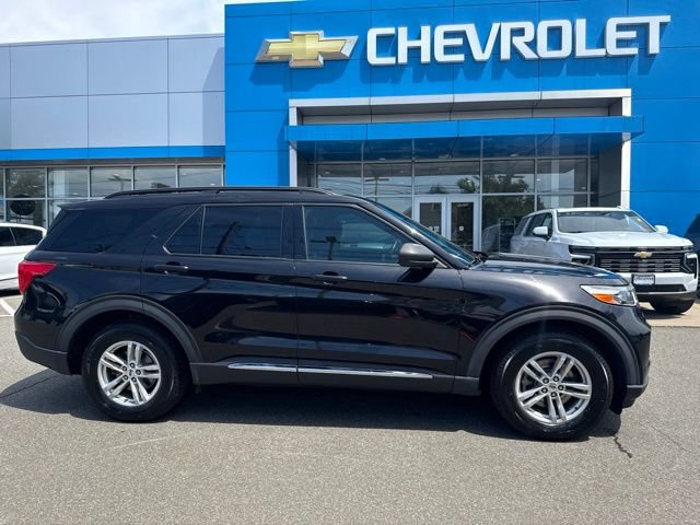 Used 2020 Ford Explorer XLT w/ Class III Trailer Tow Package AWD/4WD image 5