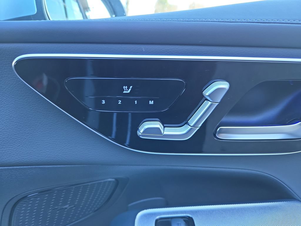 New 2026 Mercedes-Benz GLC 350e 4MATIC image 17