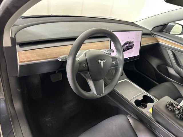 Used 2023 Tesla Model 3 Standard Range image 13