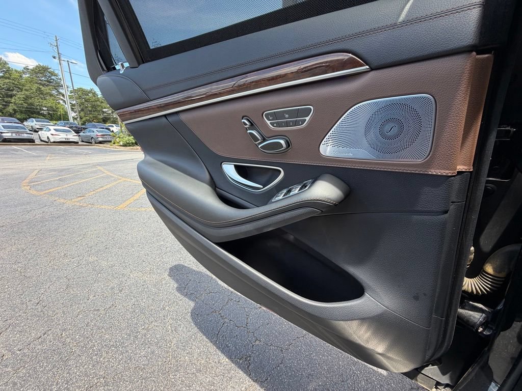 Used 2017 Mercedes-Benz S 550 4MATIC Sedan image 28
