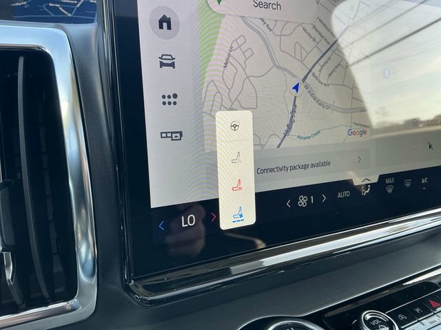 Used 2025 Ford Expedition Platinum image 23