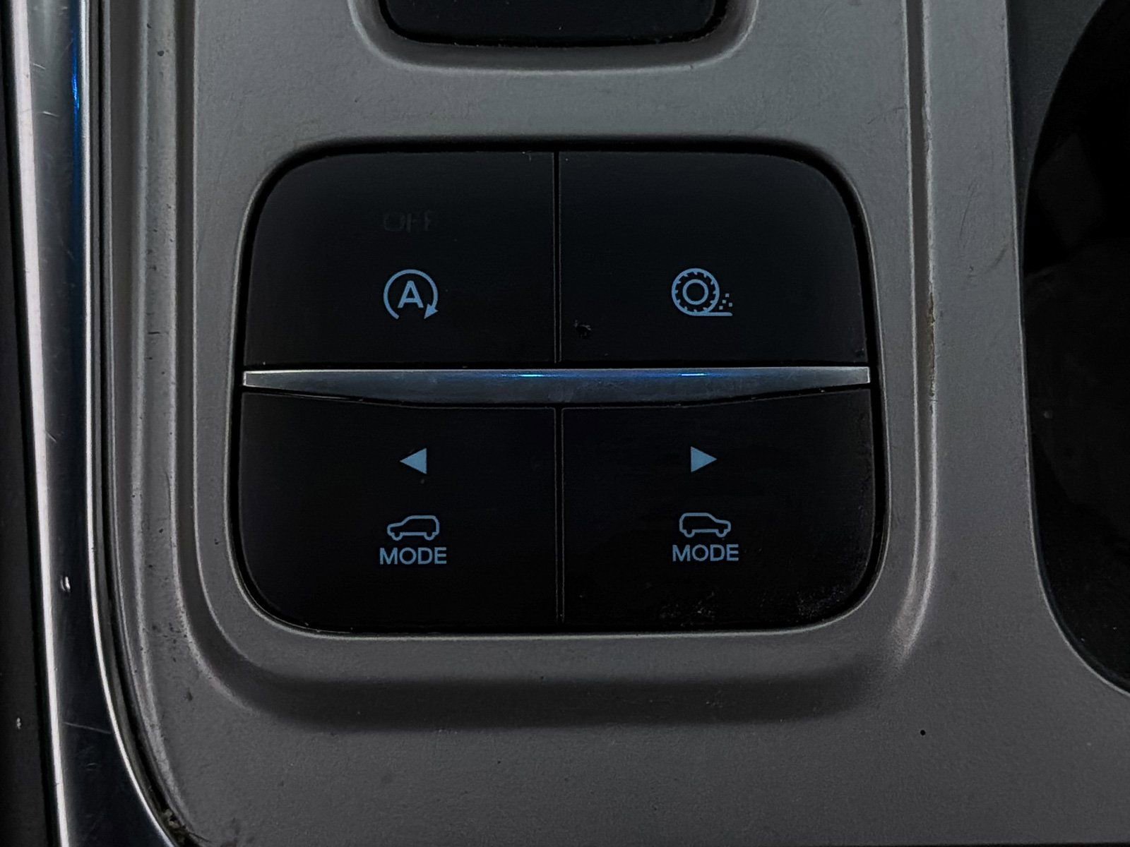 Used 2022 Ford Explorer Limited image 26