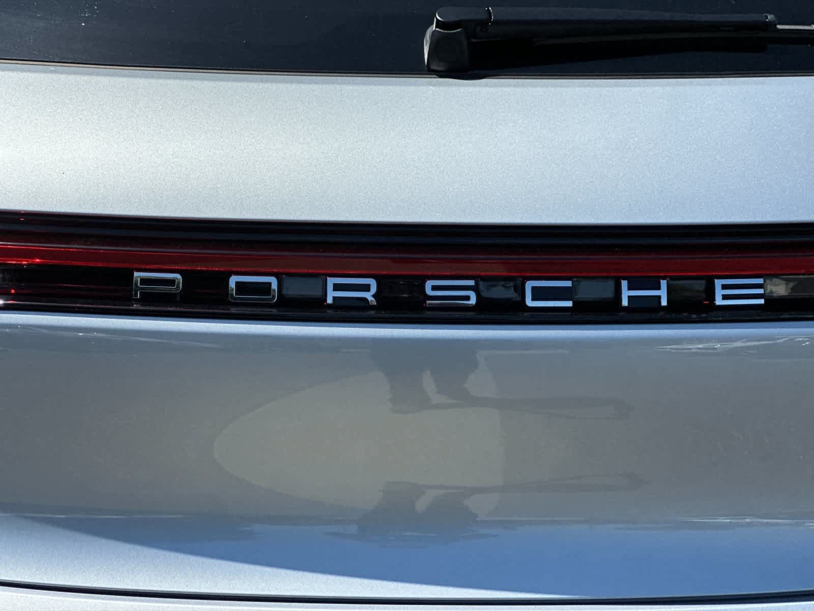 New 2026 Porsche Macan AWD/4WD image 32