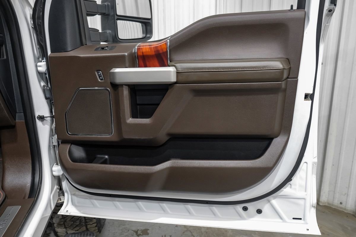 Used 2022 Ford F250 King Ranch w/ King Ranch Ultimate Package AWD/4WD image 47