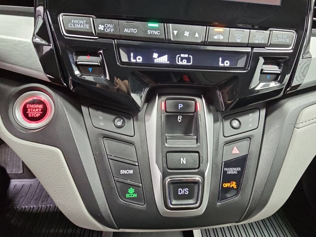 Used 2018 Honda Odyssey EX-L image 19