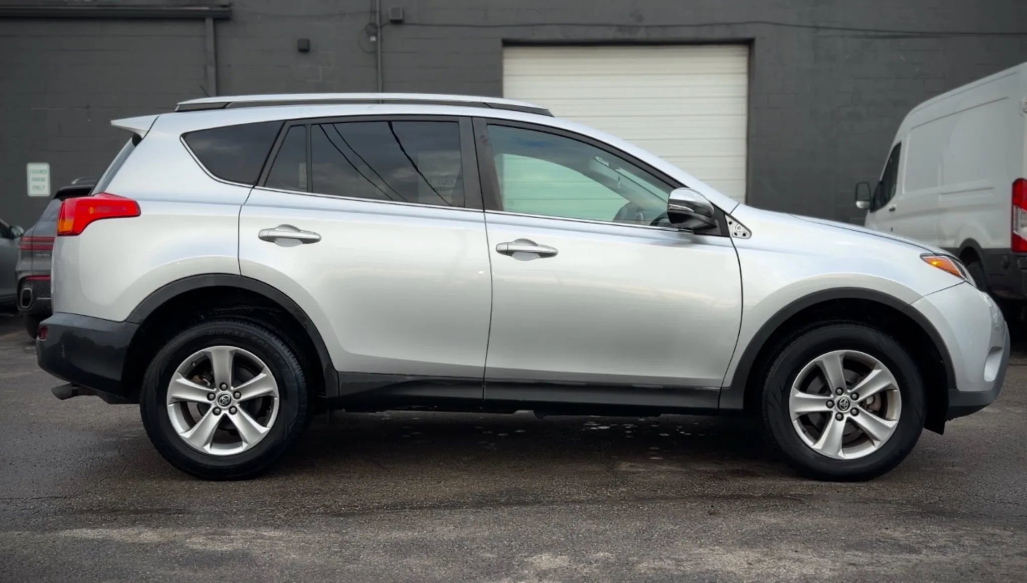 Used 2015 Toyota RAV4 XLE image 2