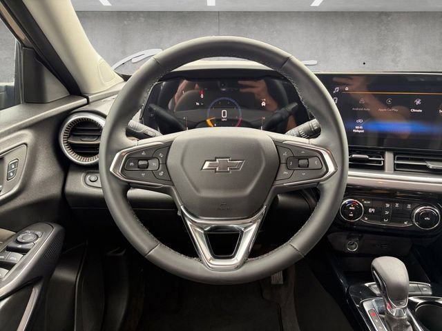 Used 2025 Chevrolet Trax ACTIV FWD image 21