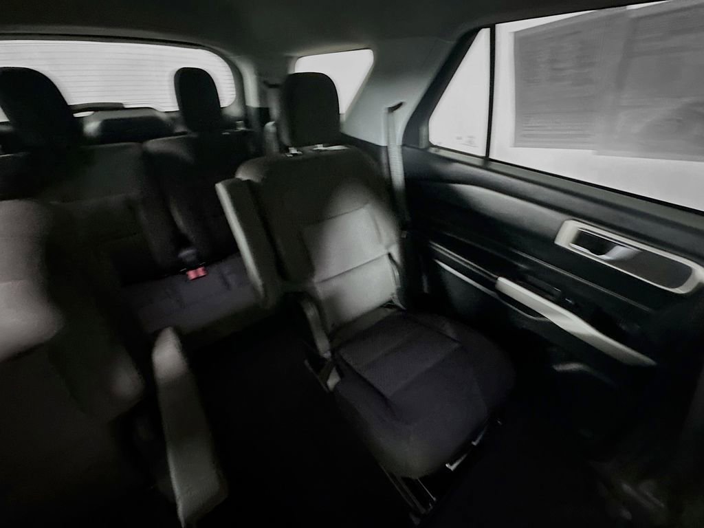 Used 2022 Ford Explorer XLT RWD image 13