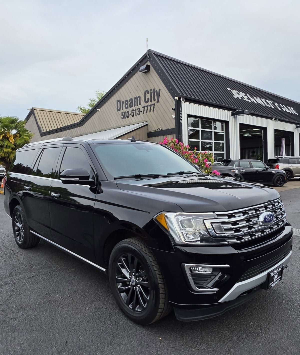 Used 2021 Ford Expedition Max Limited AWD/4WD image 1
