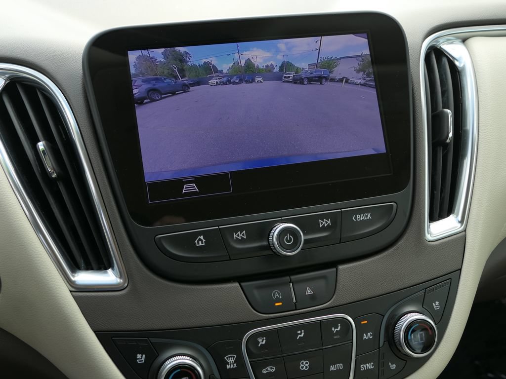 Used 2024 Chevrolet Malibu LT FWD image 18