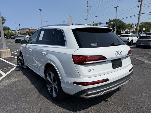 Used 2023 Audi Q7 3.0T Premium Plus w/ Premium Plus Package AWD/4WD image 4