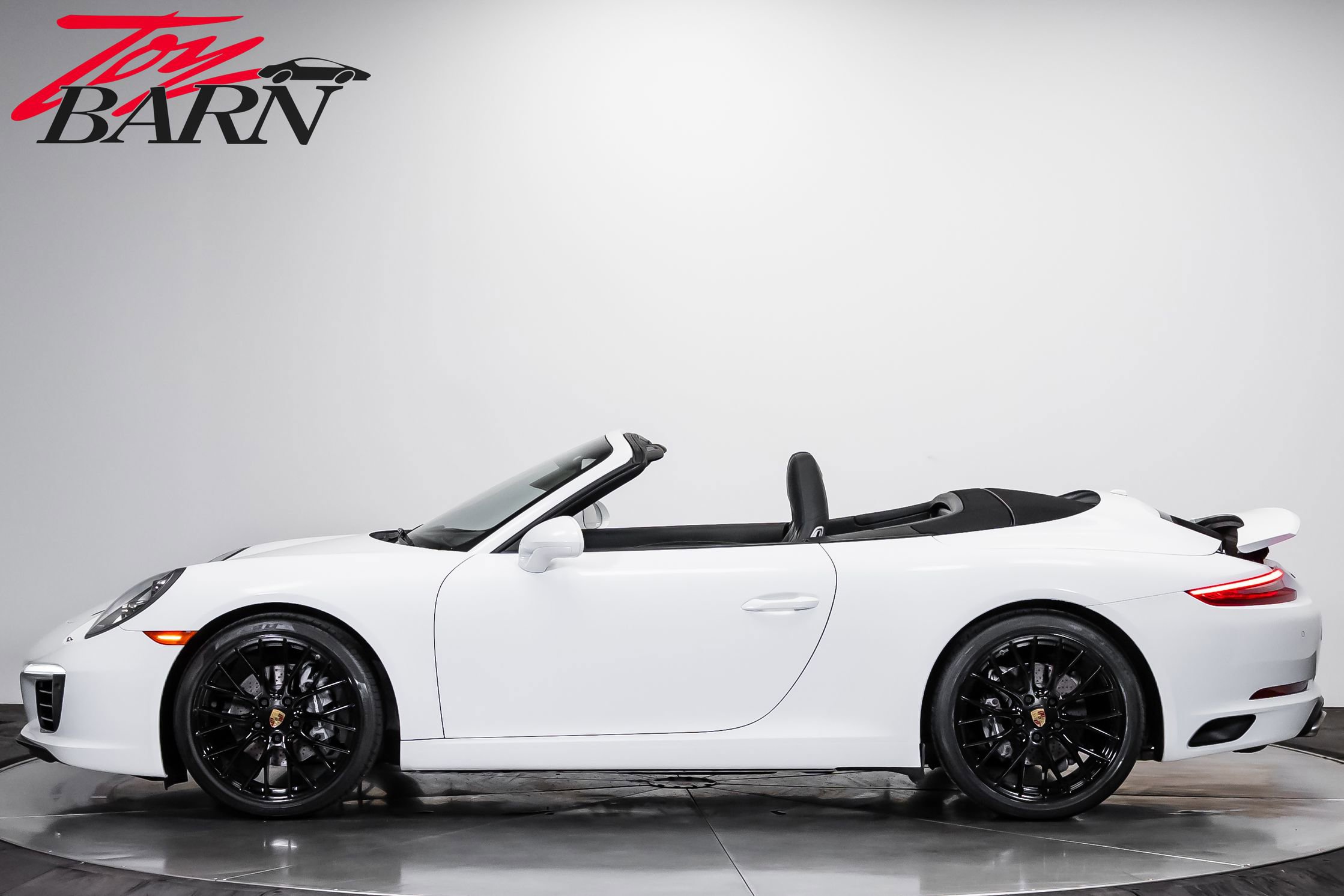 Used 2017 Porsche 911 Carrera RWD video 2