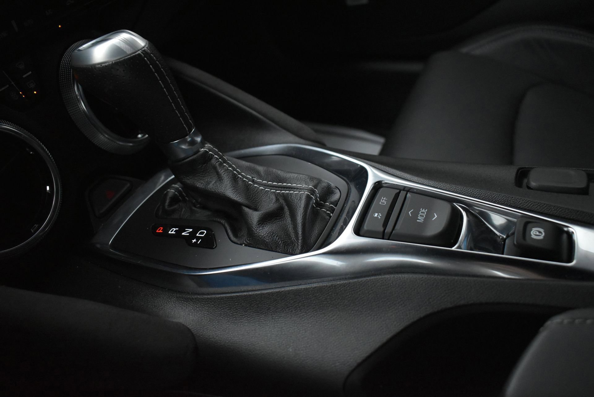 Used 2021 Chevrolet Camaro SS w/ Wild Cherry Design Package 2 image 35