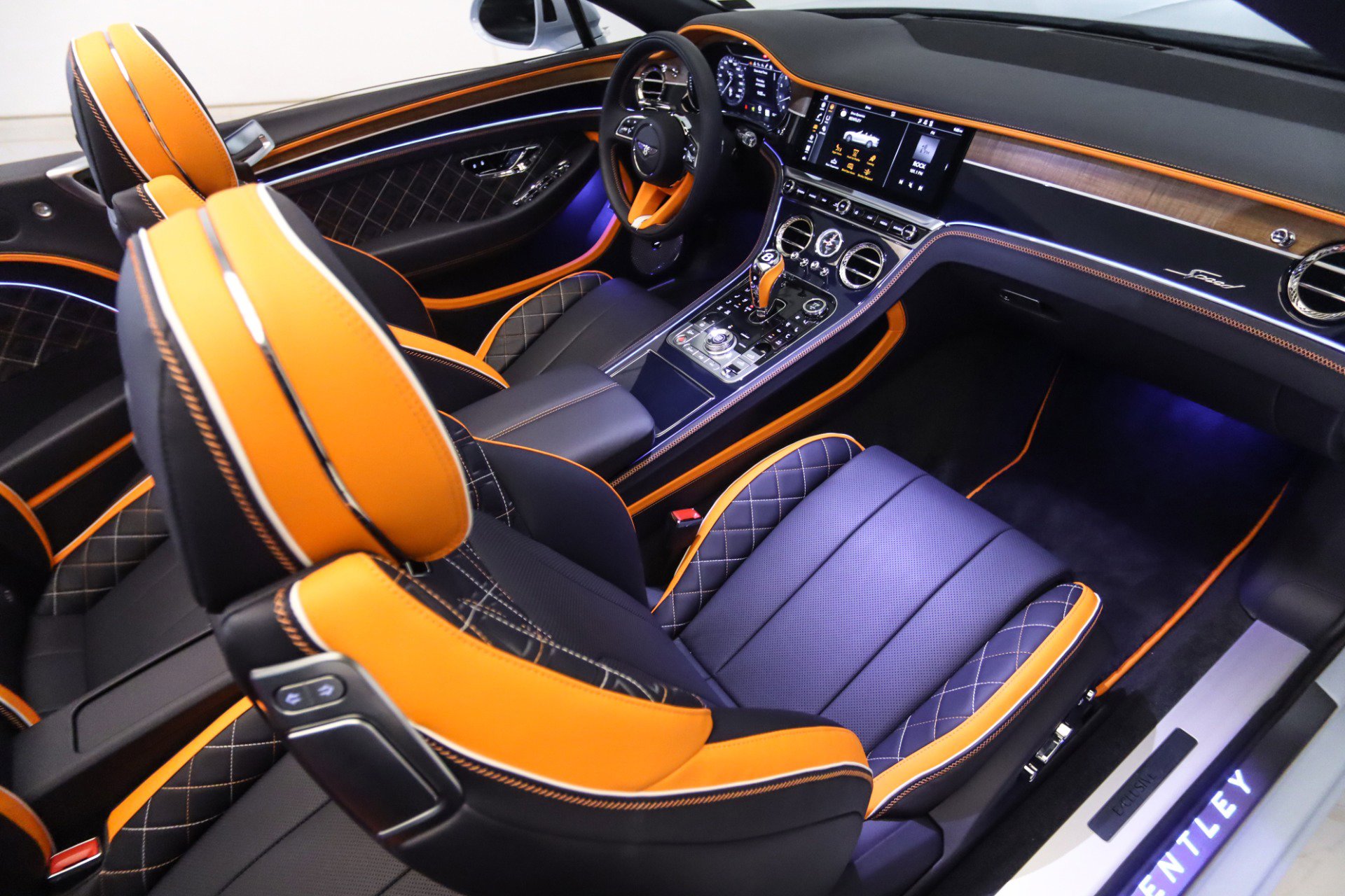 Used 2024 Bentley Continental GT Speed image 16