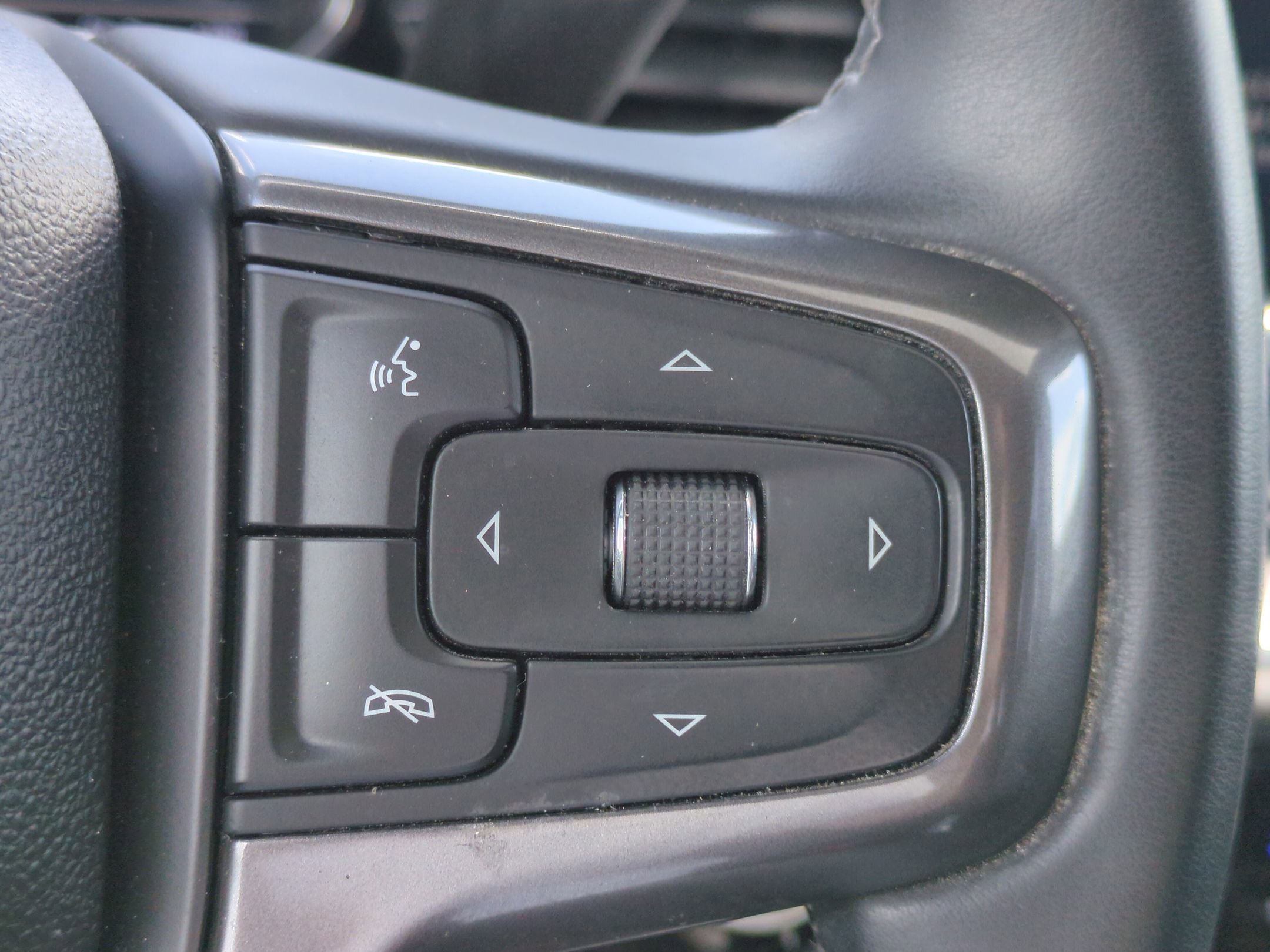 Certified 2025 Chevrolet Silverado 3500 High Country w/ Technology Package AWD/4WD image 20