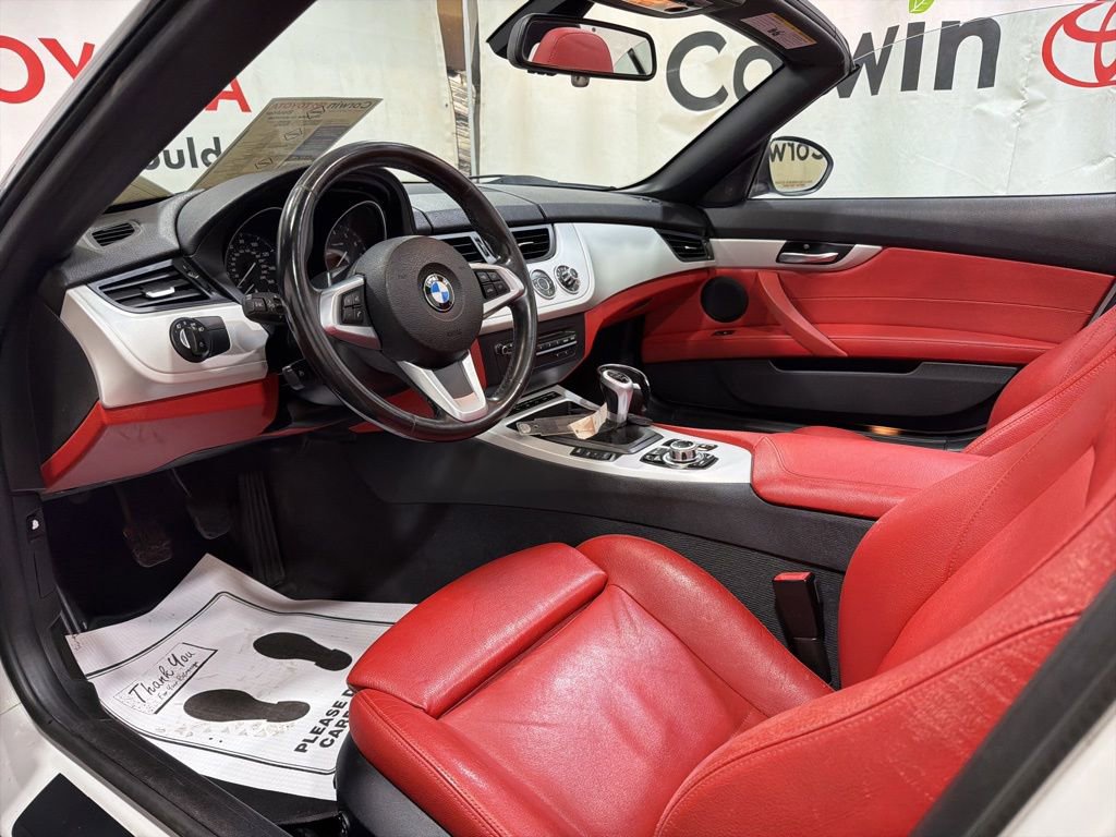 Used 2012 BMW Z4 sDrive28i RWD image 17