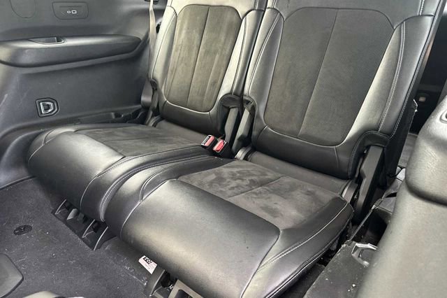 Used 2021 Jeep Grand Cherokee L Laredo image 13