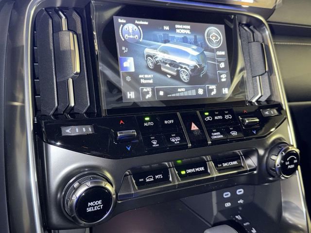 New 2026 Lexus LX 700h Luxury w/ Appearance Package image 15