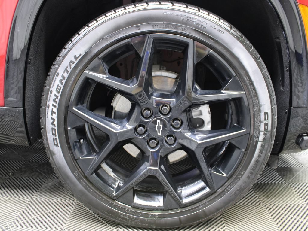 Used 2026 Chevrolet Traverse RS w/ LPO, Floor Liner Package AWD/4WD image 13