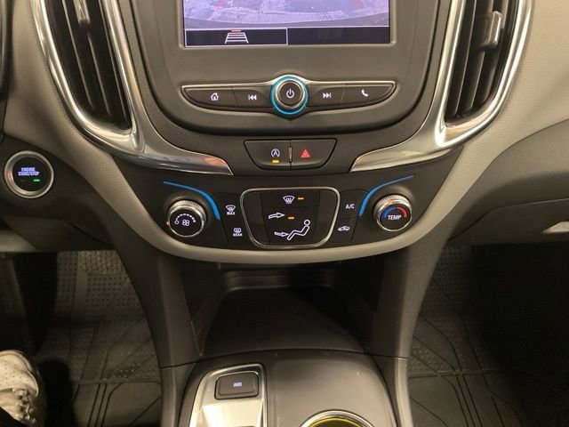 Used 2024 Chevrolet Equinox LS w/ LS Convenience Package image 12