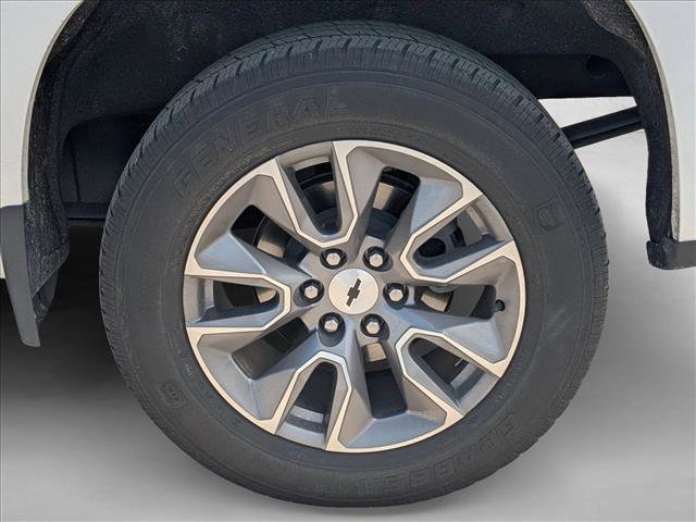 Used 2022 Chevrolet Silverado 1500 RST w/ Bed Protection Package RWD image 9