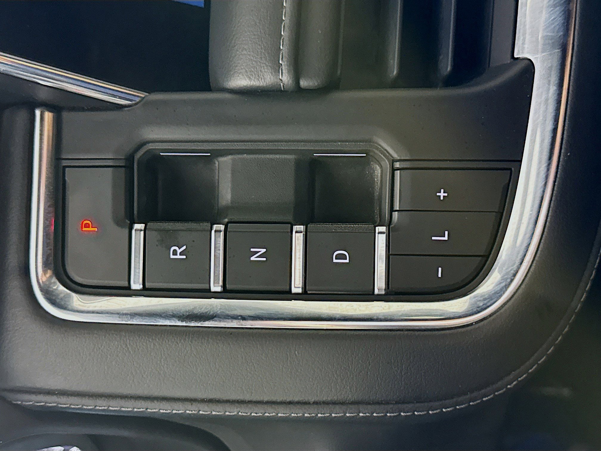 Used 2022 Chevrolet Tahoe LT w/ LT Signature Plus Package RWD image 20