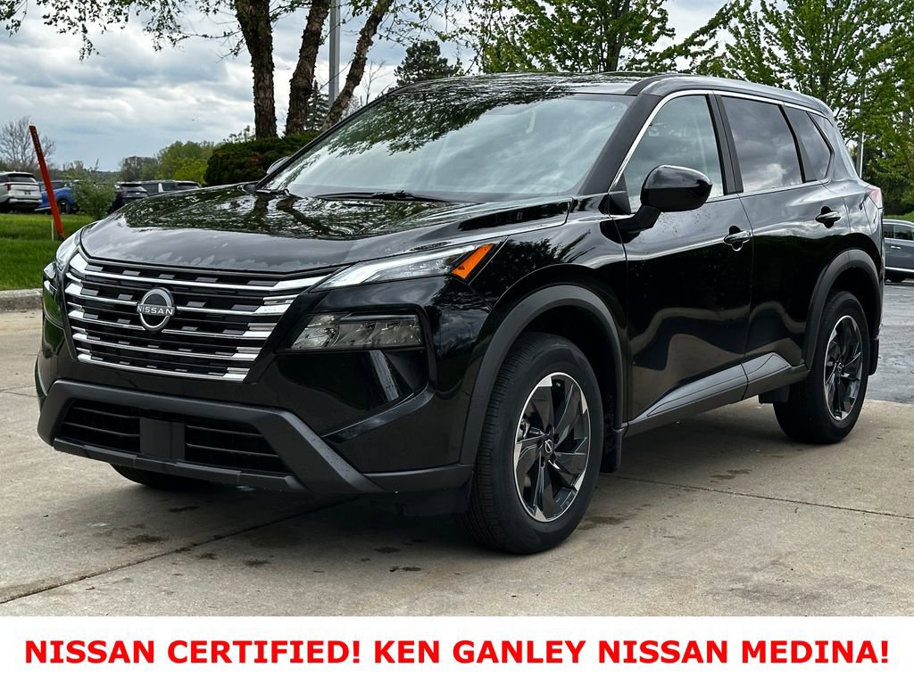 Certified 2026 Nissan Rogue SV AWD/4WD image 7
