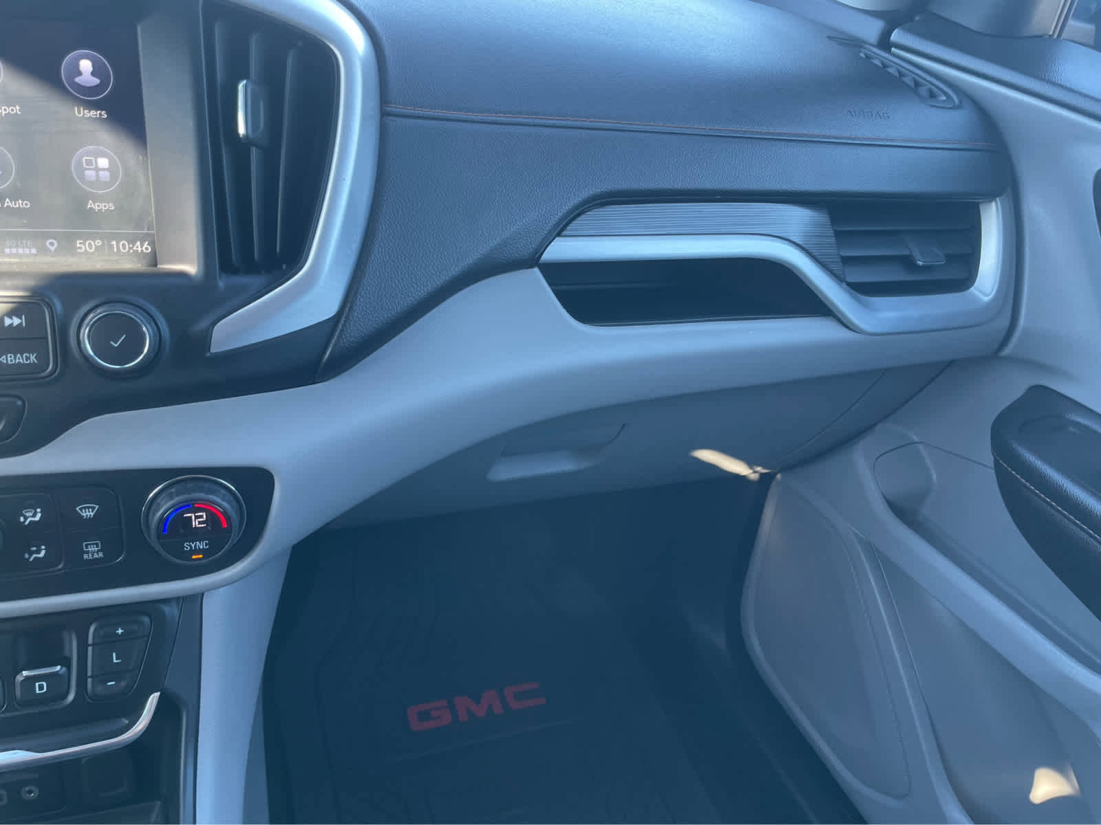 Used 2020 GMC Terrain SLT image 26