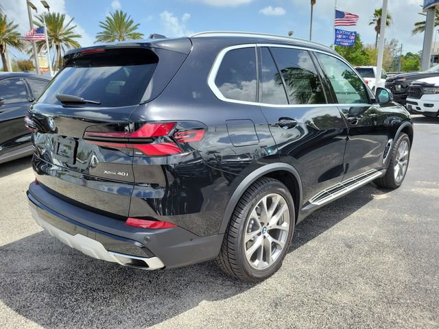 Used 2024 BMW X5 xDrive40i w/ Premium Package image 2