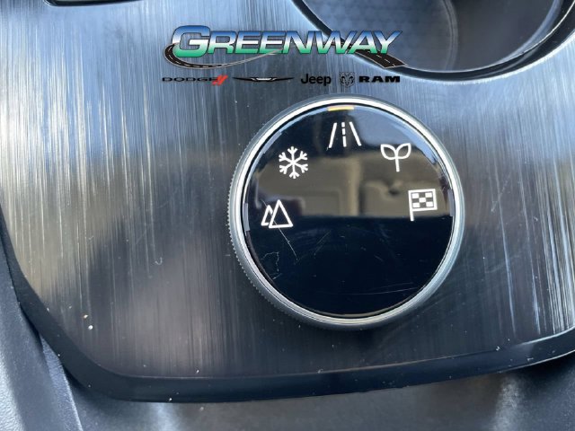 Used 2024 Nissan Rogue SV AWD/4WD image 22