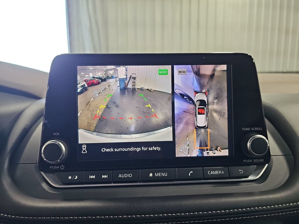 Used 2023 Nissan Rogue SL AWD/4WD image 23