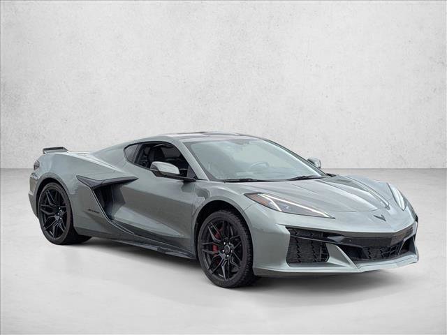 Used 2023 Chevrolet Corvette Z06 w/ Stealth Interior Trim Package video 3