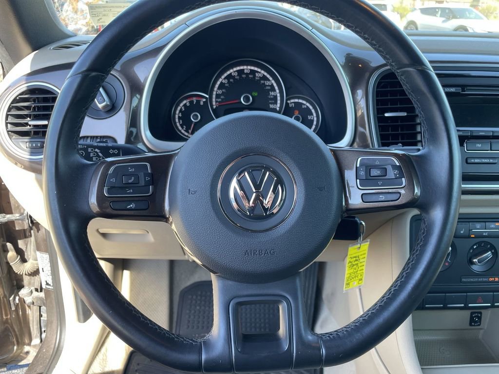 Used 2015 Volkswagen Beetle 1.8T image 12