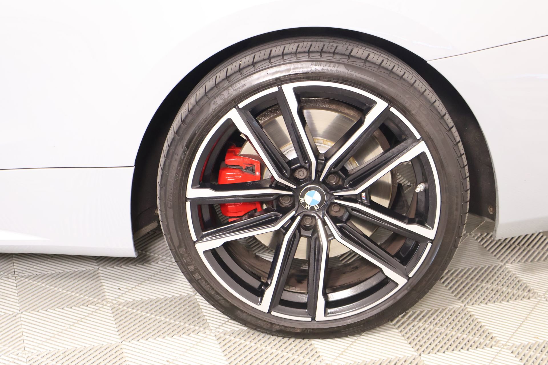 Used 2023 BMW 430i xDrive Convertible w/ M Sport Package AWD/4WD image 18