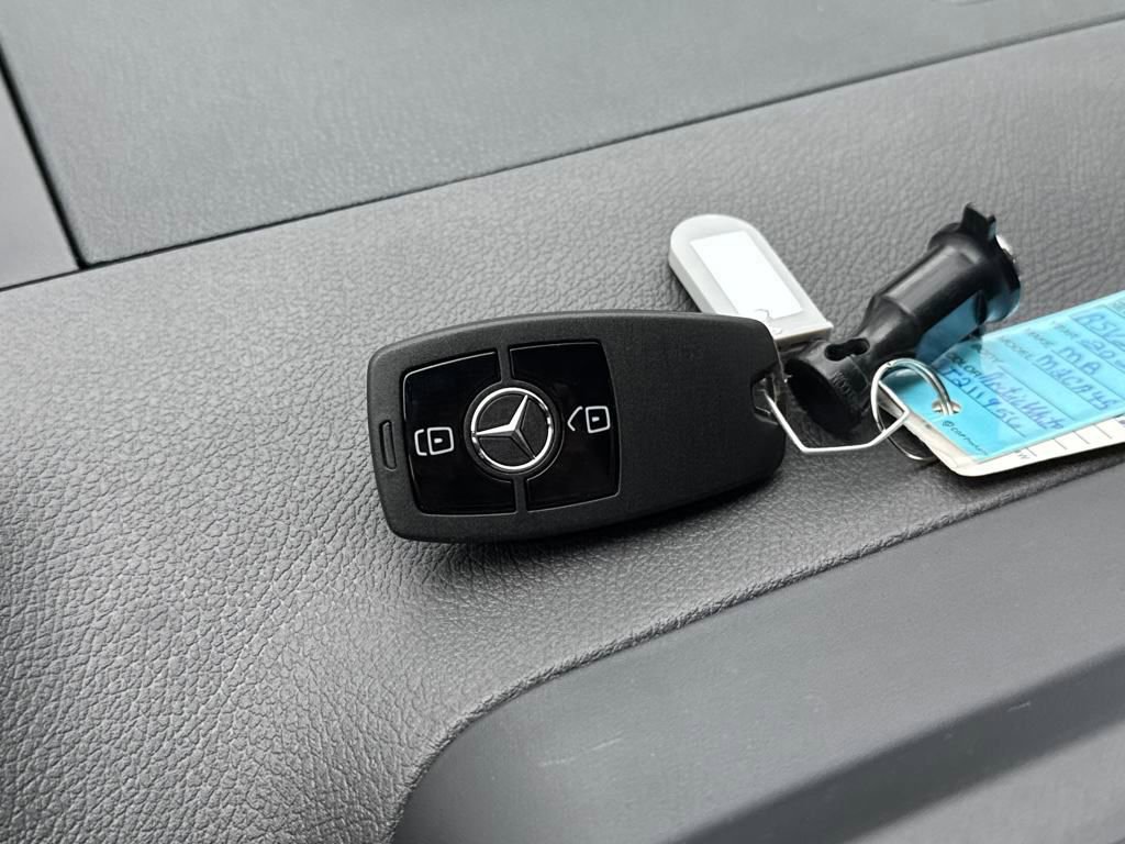 New 2025 Mercedes-Benz Sprinter 2500 image 28