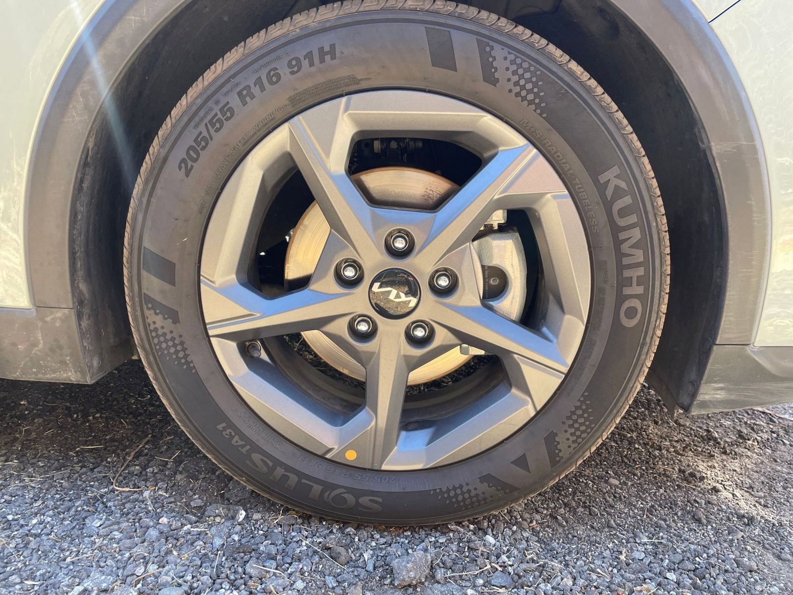 Used 2025 Kia K4 LXS image 30