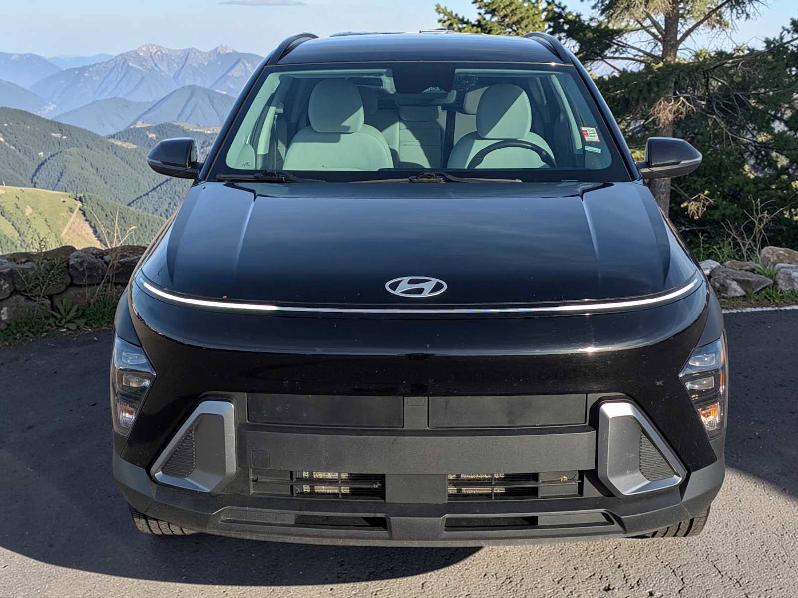 Used 2025 Hyundai Kona SEL AWD/4WD image 9