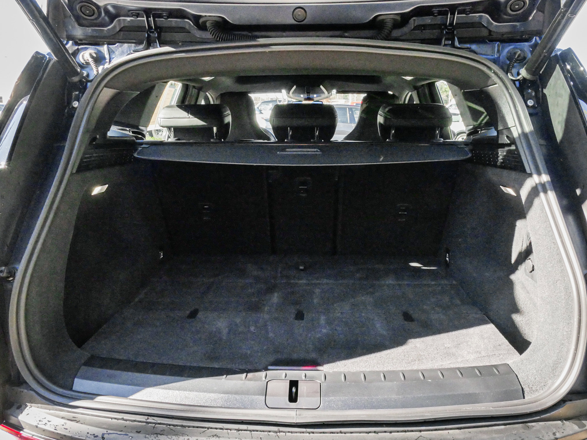 Used 2023 Fisker Ocean One image 32