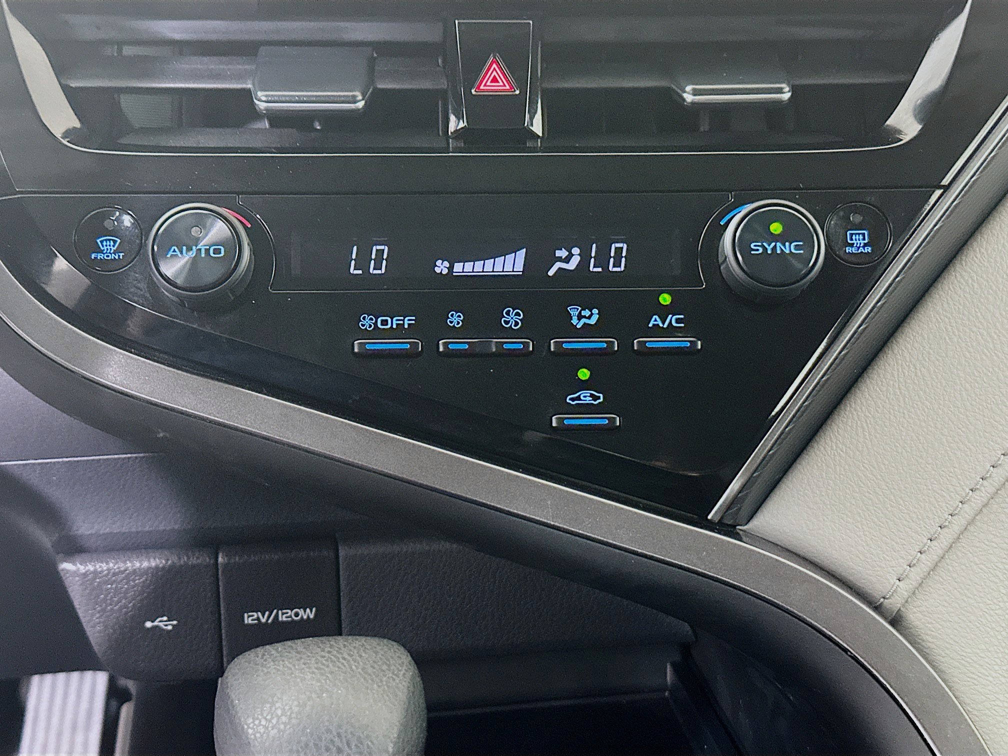 Used 2023 Toyota Camry LE FWD image 22