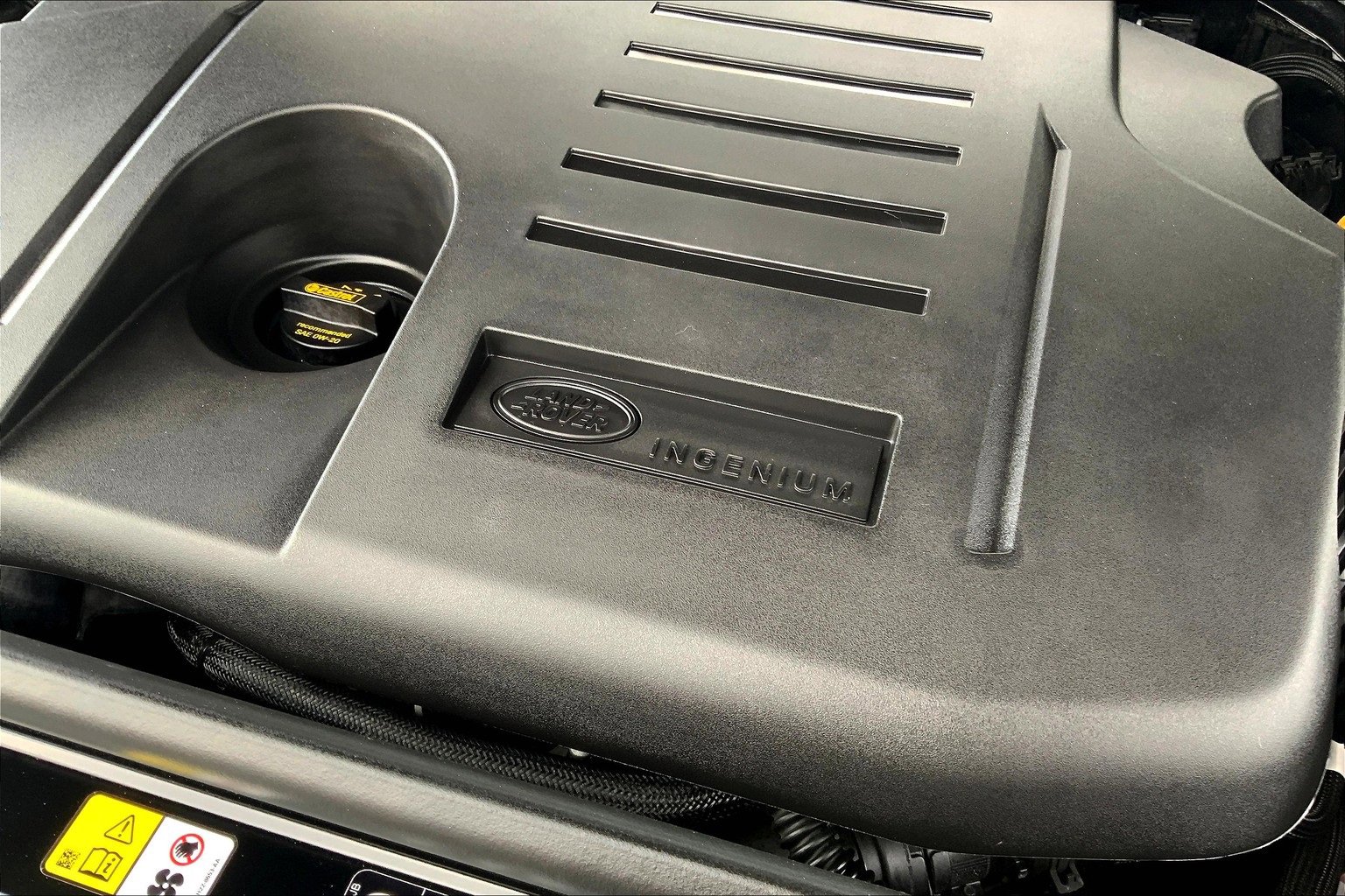 Used 2025 Land Rover Range Rover Sport image 32