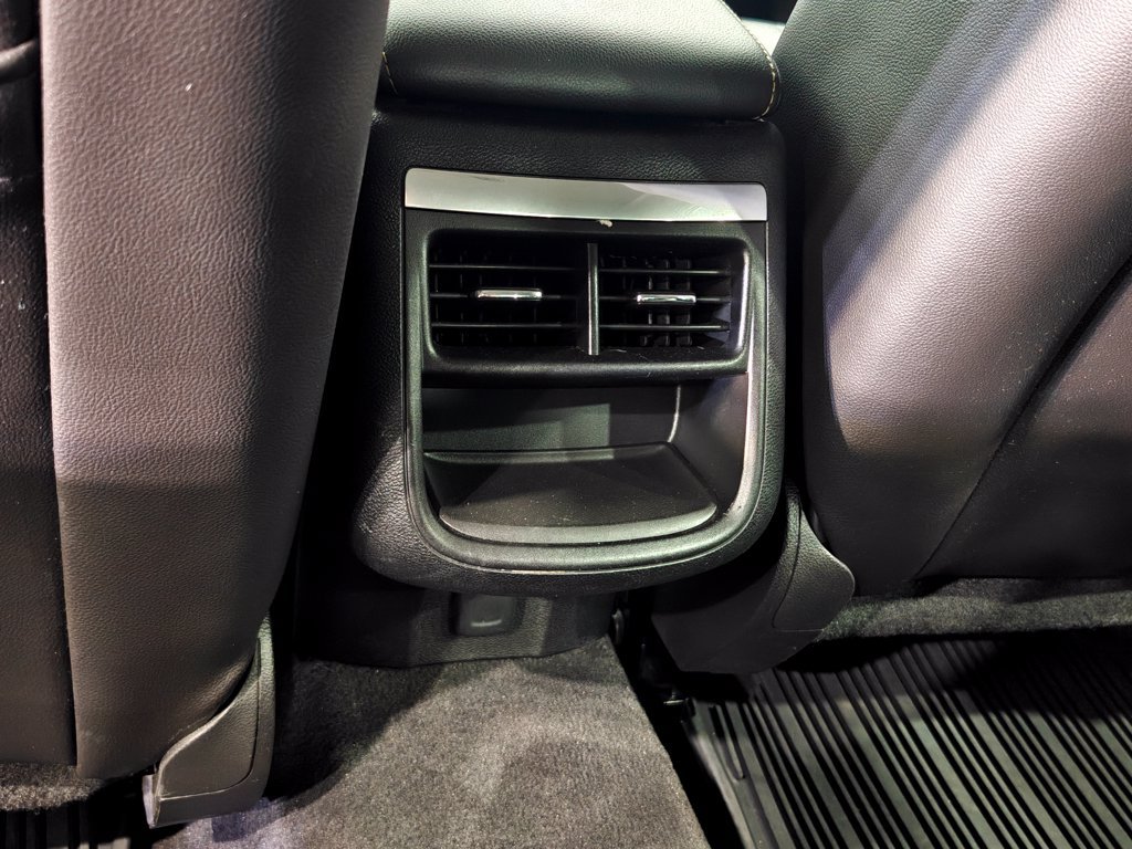 Used 2016 Chevrolet Impala LT w/ Convenience Package FWD image 23