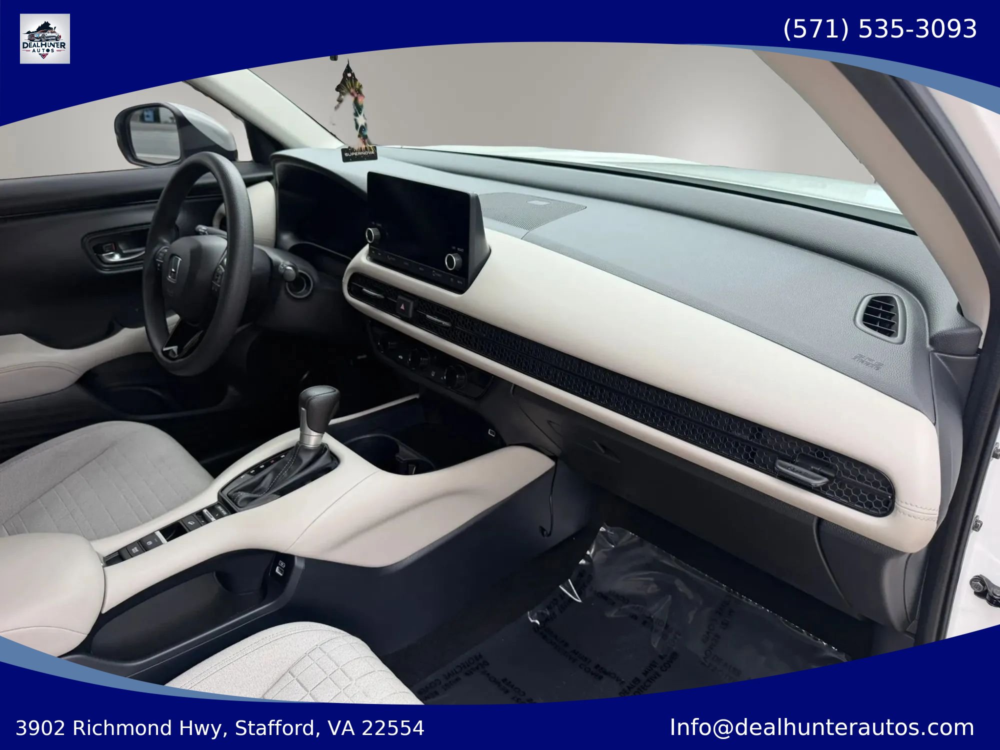 Used 2023 Honda HR-V LX image 17