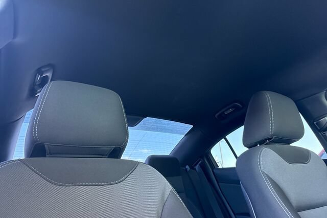 Used 2018 Dodge Charger SXT RWD image 16