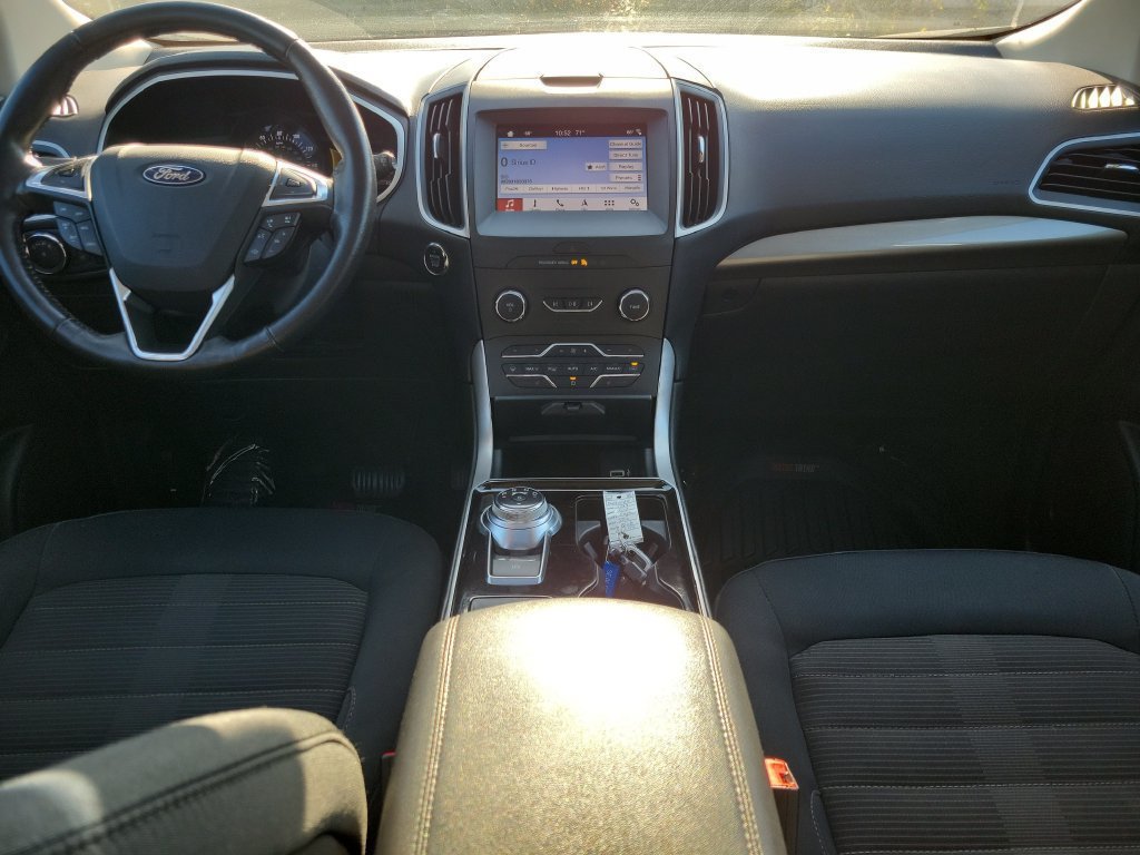 Used 2019 Ford Edge SEL AWD/4WD image 14